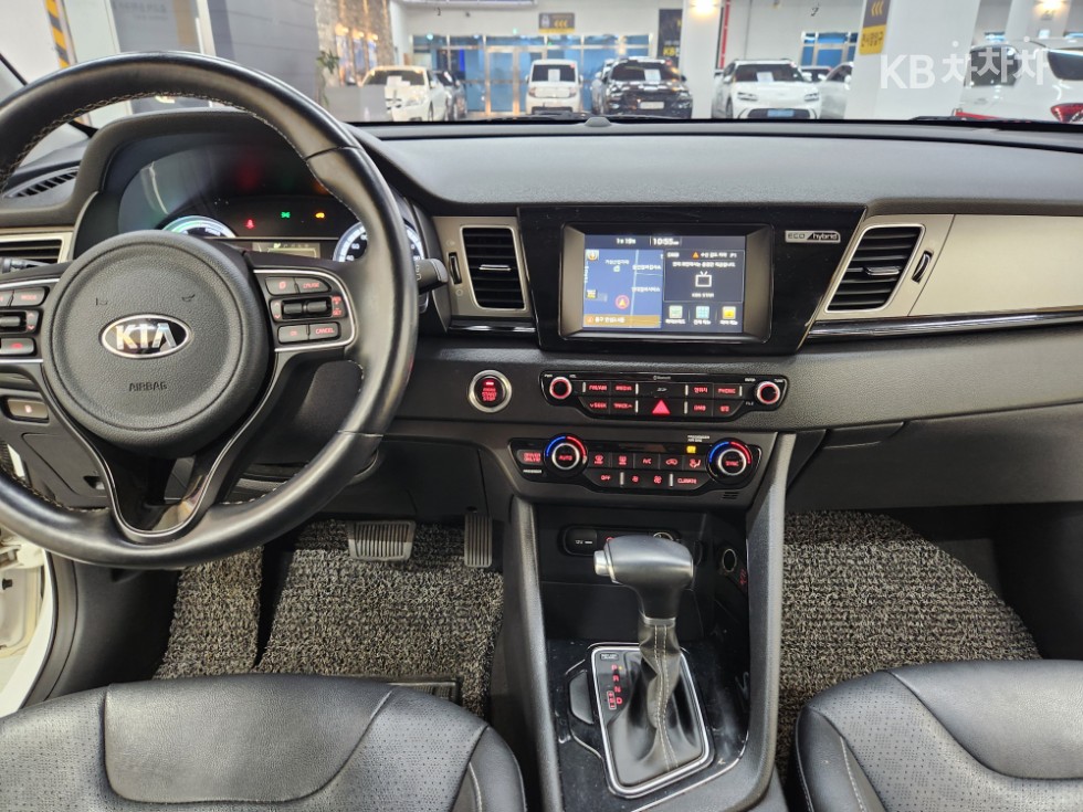 Kia Niro — miniaturë 8