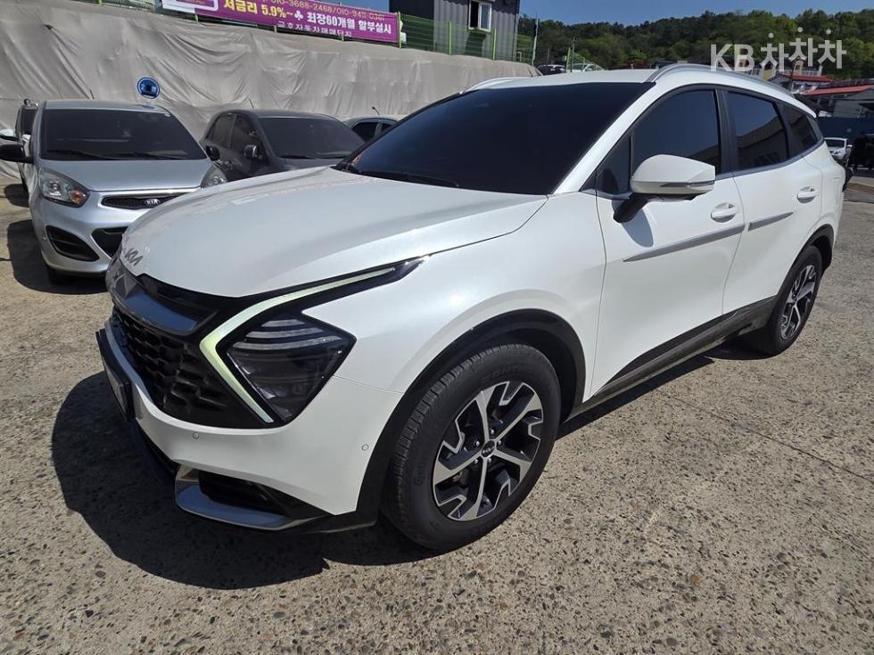 2023 - kia sportage