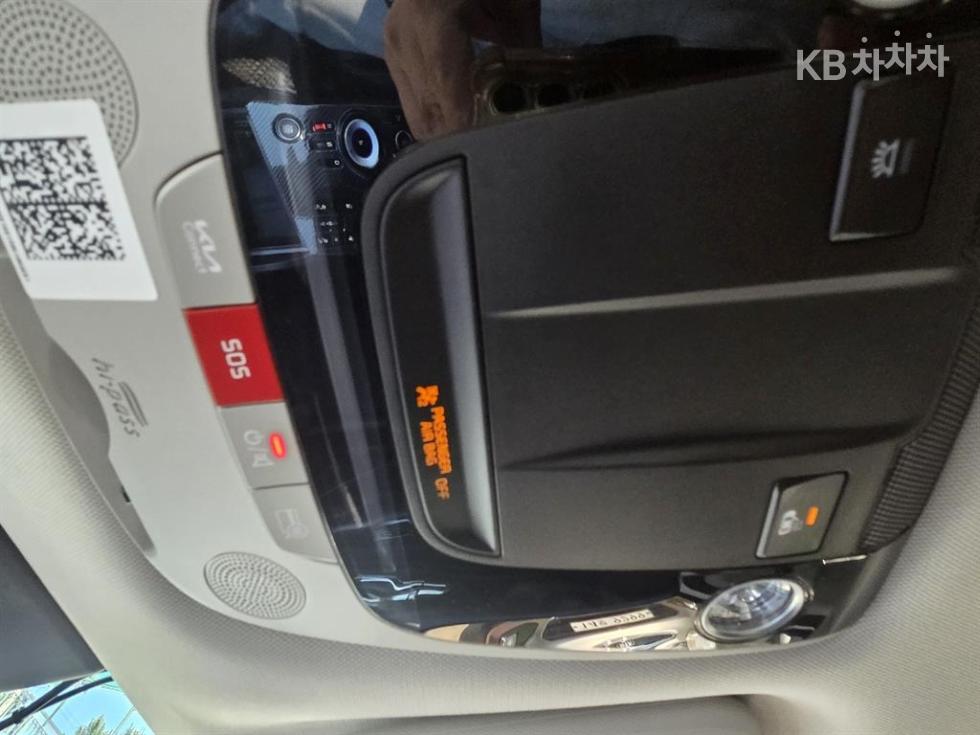 2023 - kia sportage