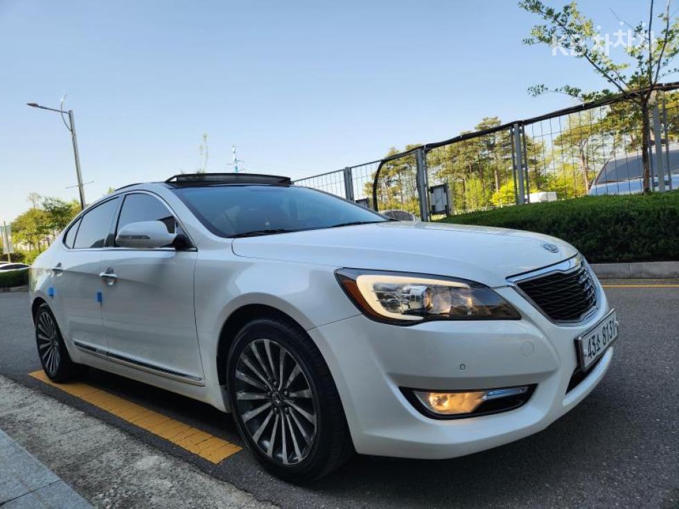 2012 - kia k7
