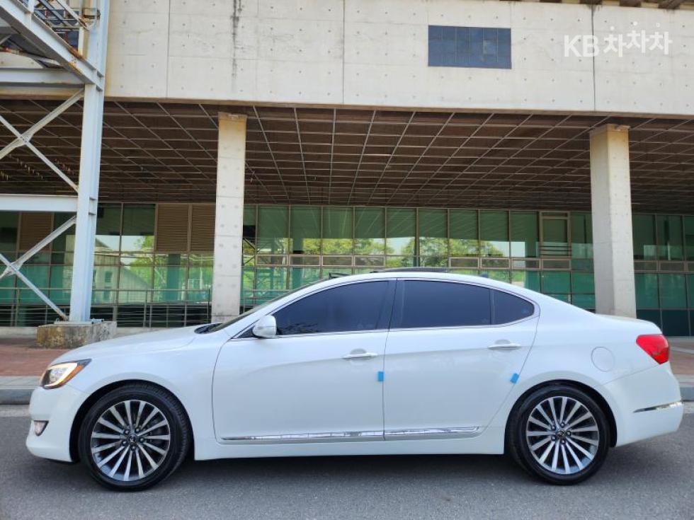 2012 - kia k7