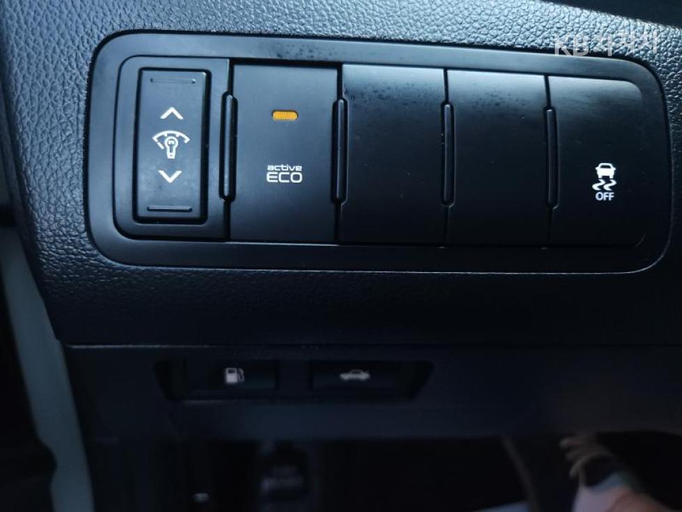2012 - kia k7