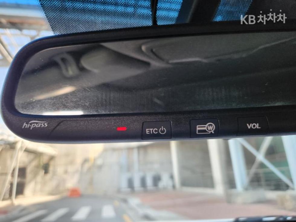 2012 - kia k7