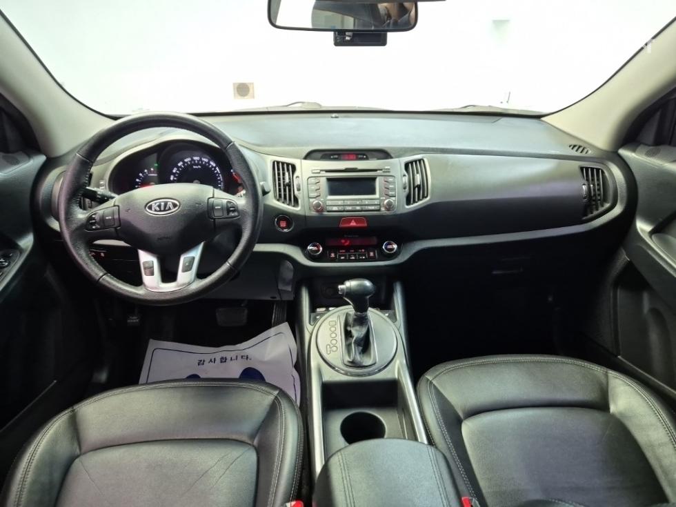 2011 - kia sportage