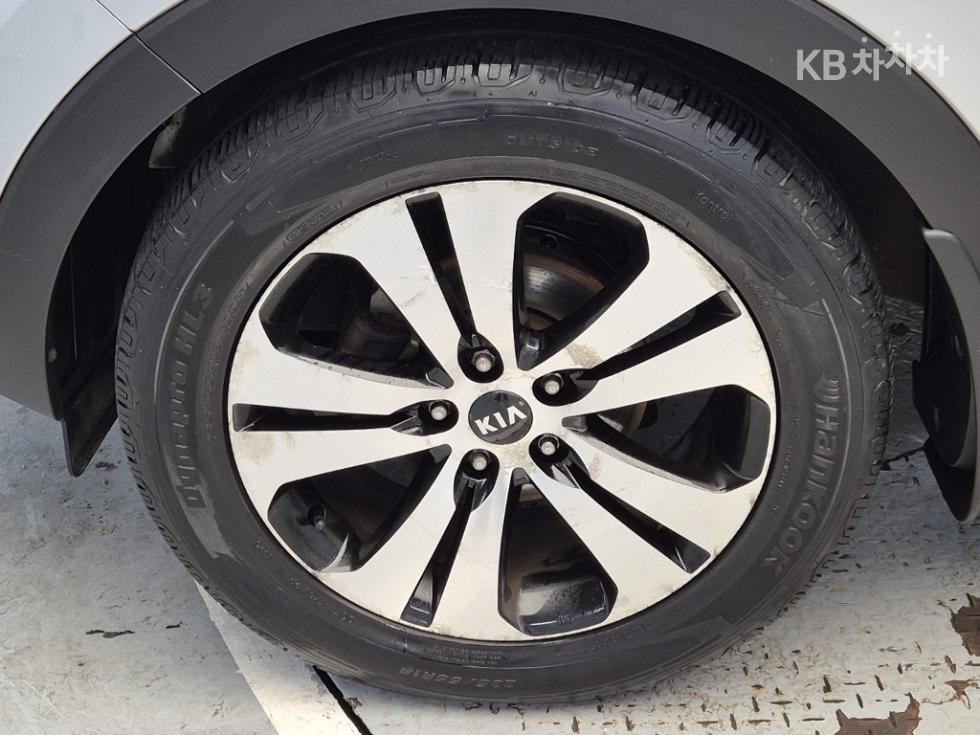 2011 - kia sportage