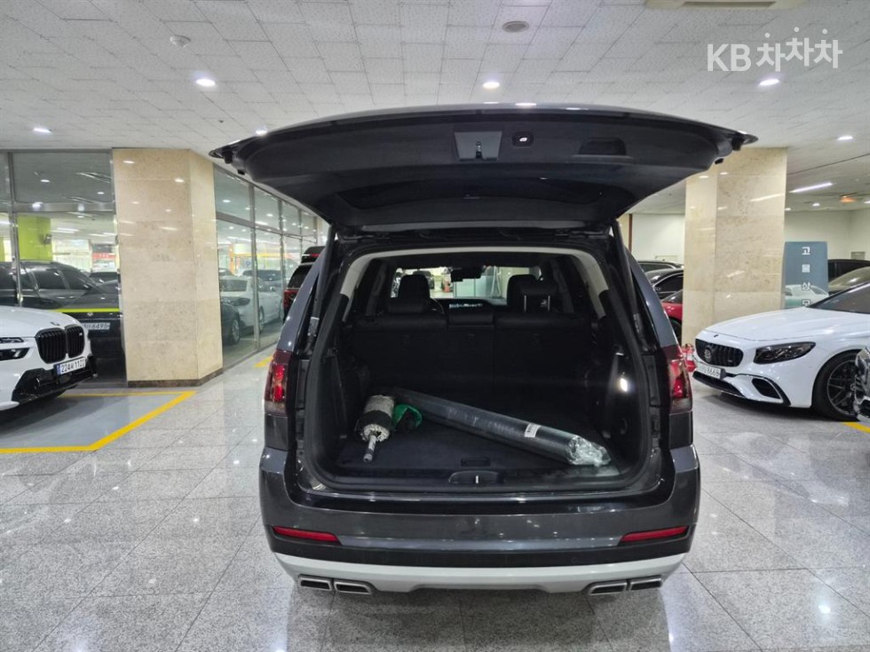 2022 - kia mohave
