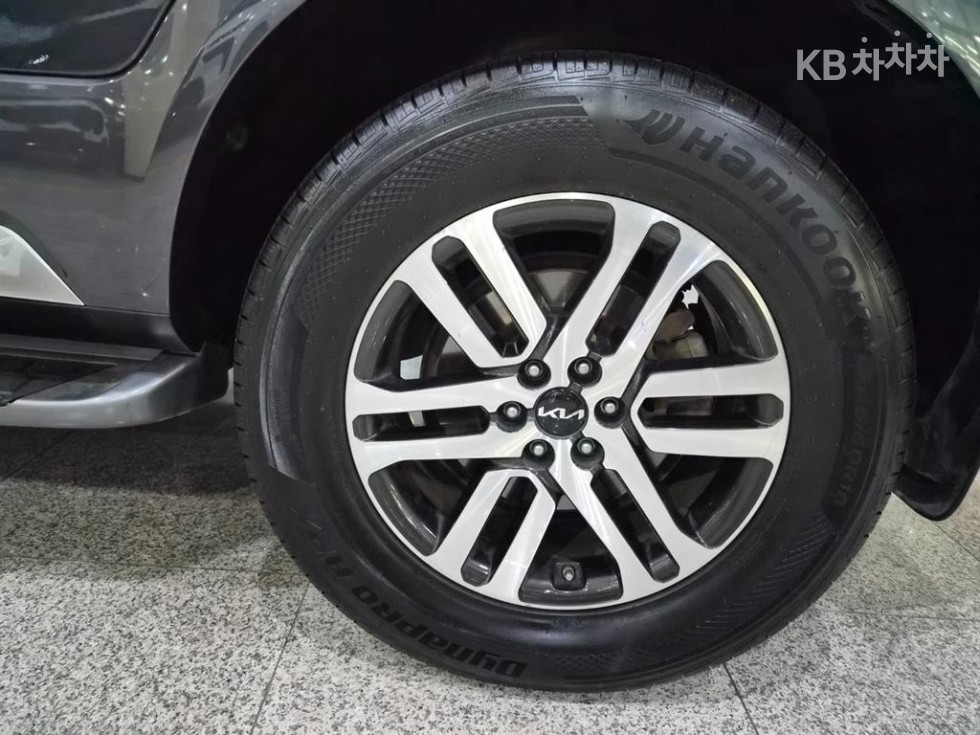 2022 - kia mohave