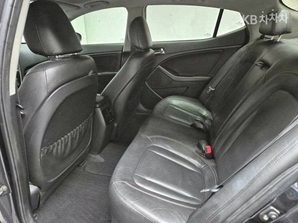 2011 - kia k5