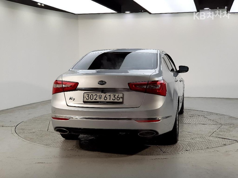 2016 - kia k7