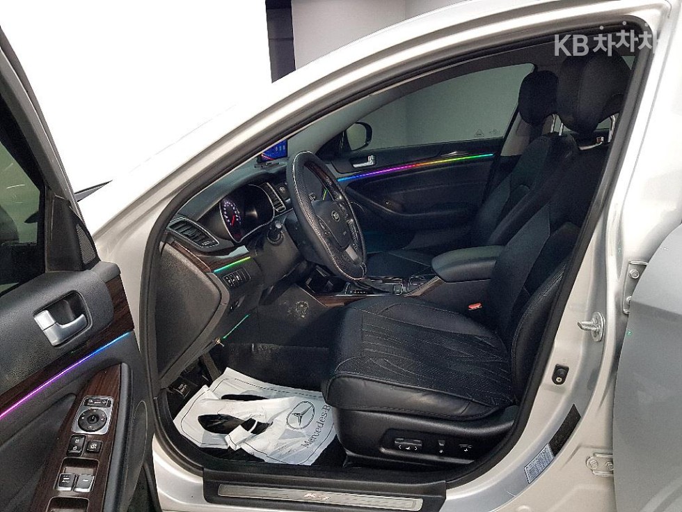 2016 - kia k7
