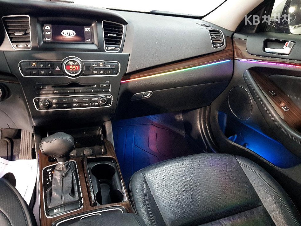 2016 - kia k7