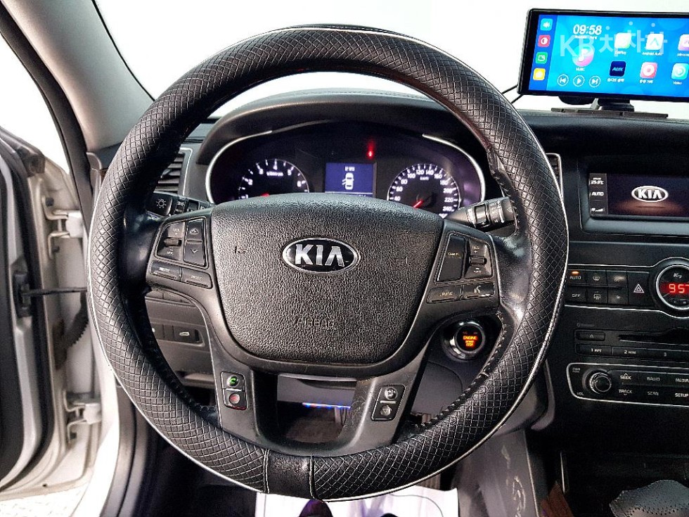 2016 - kia k7