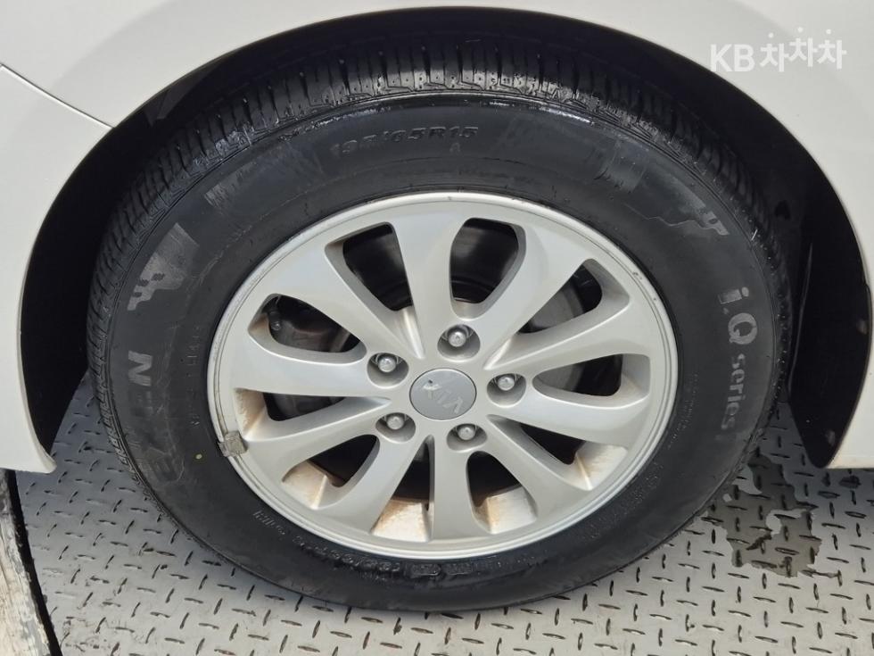 2014 - kia k3