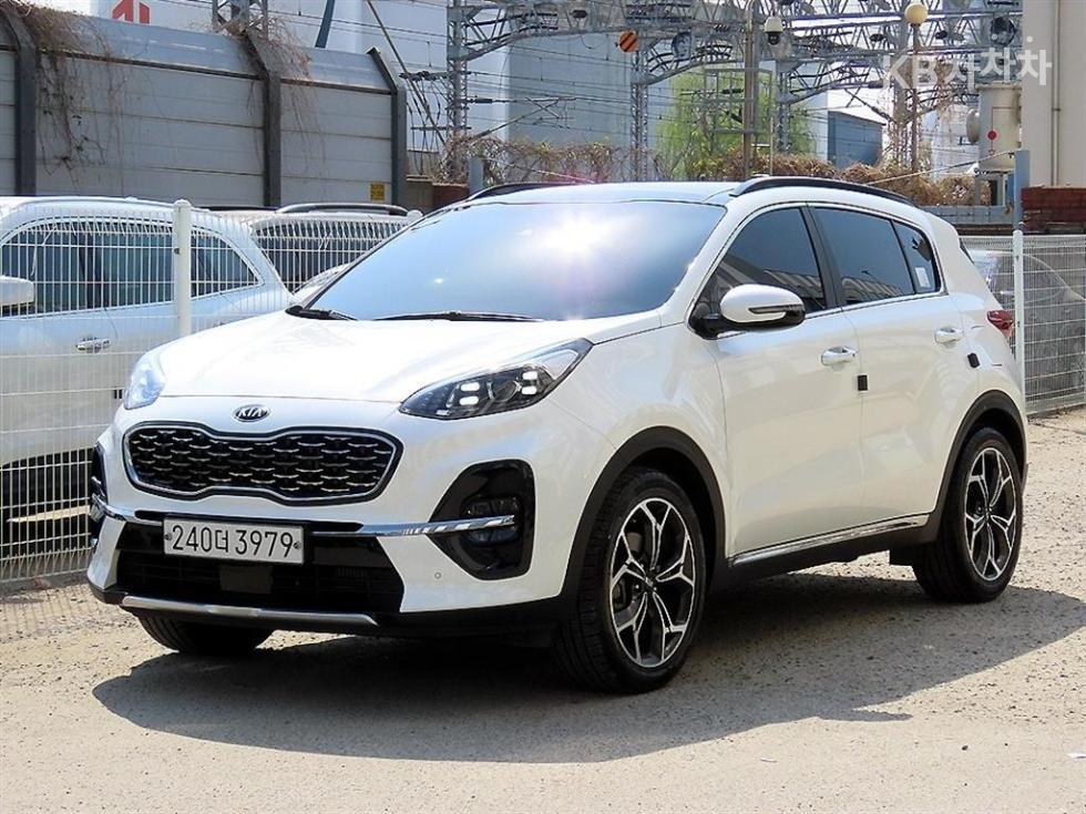 2020 - kia sportage