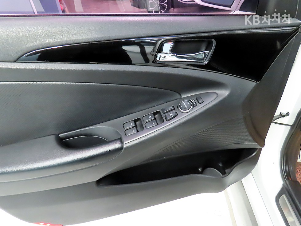 Hyundai Sonata — miniaturë 13