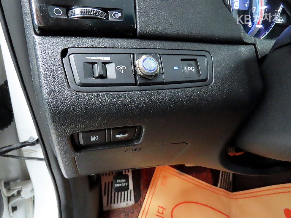 Hyundai Sonata — miniaturë 14