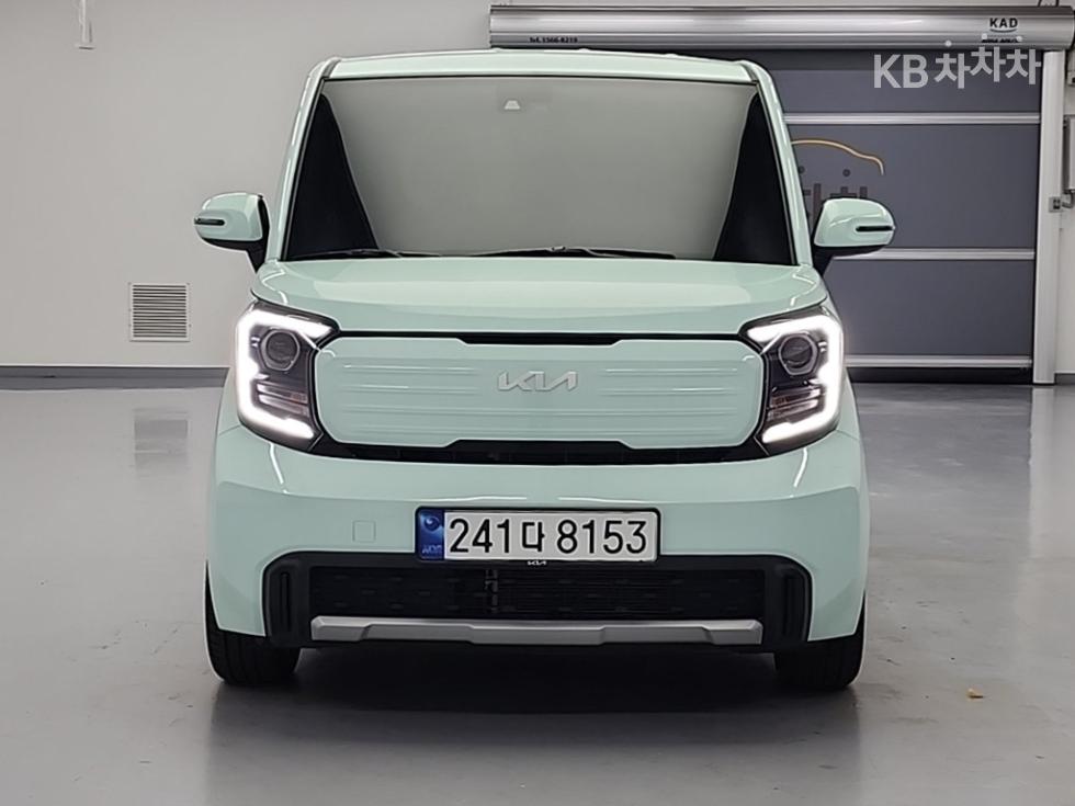 2023 - kia kia