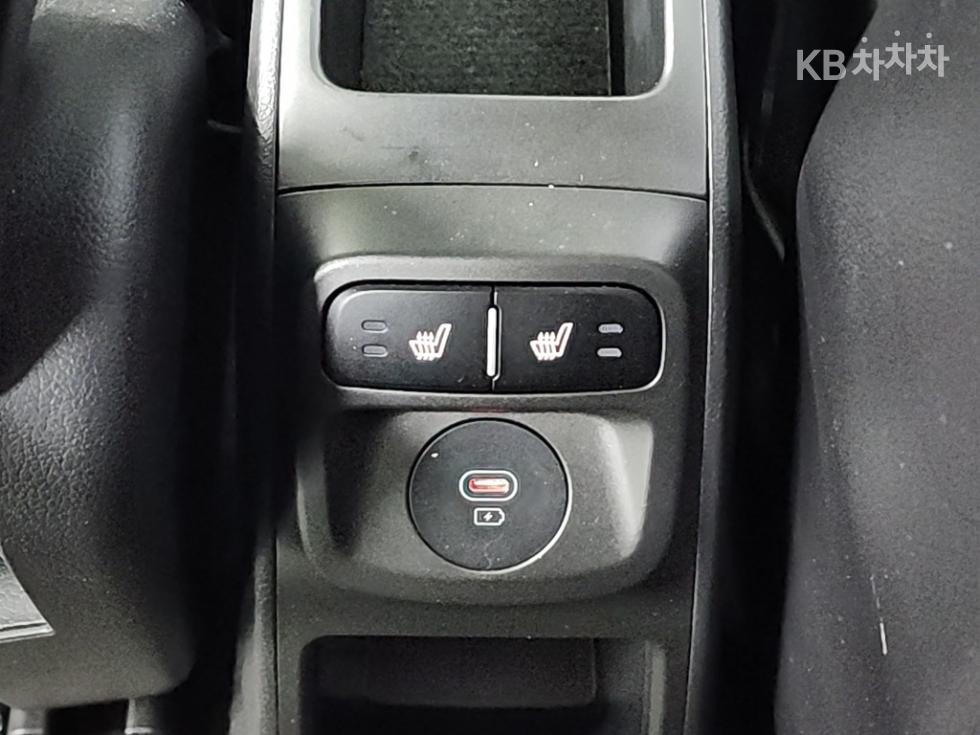 2023 - kia kia