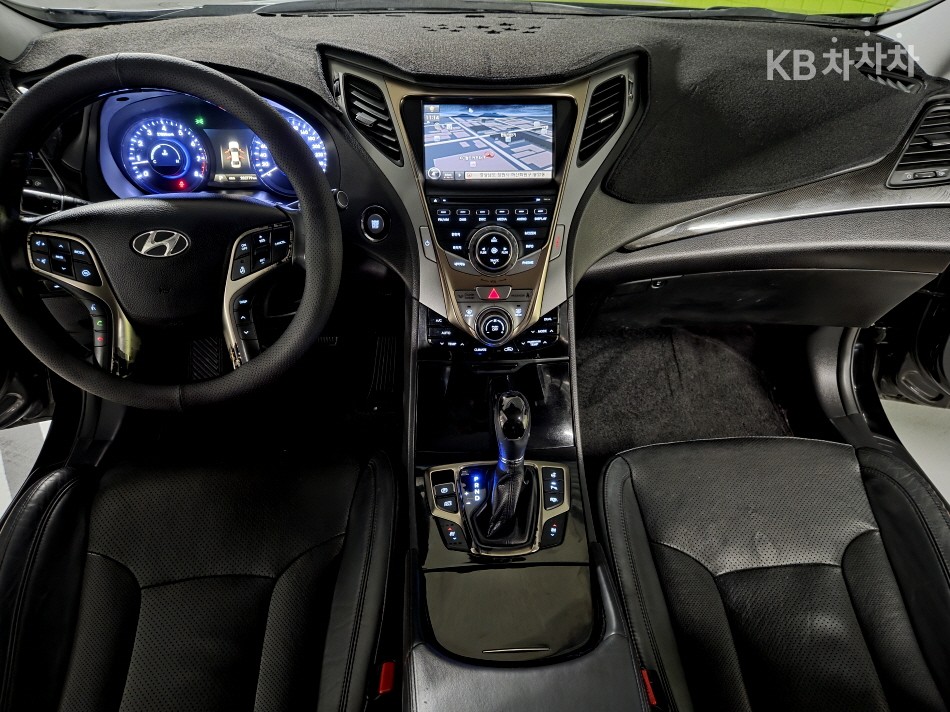 Hyundai Grandeur — miniaturë 12