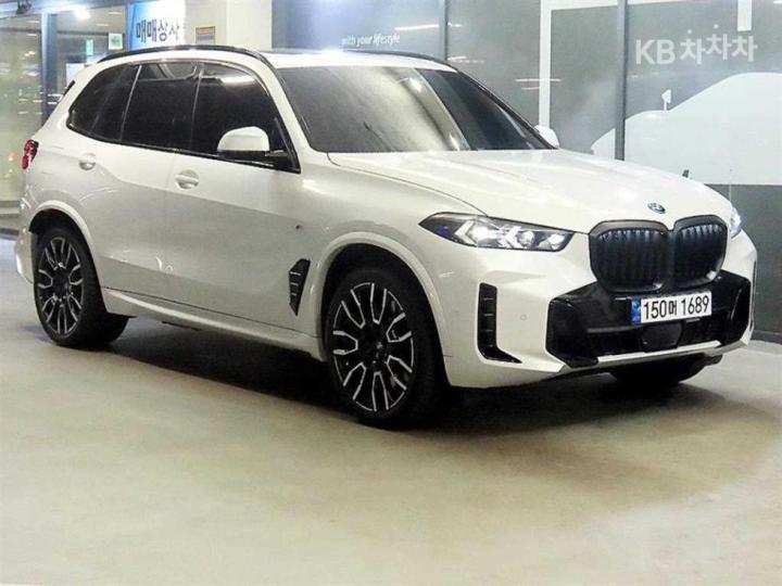 BMW X5 xDrive 50e — foto 1
