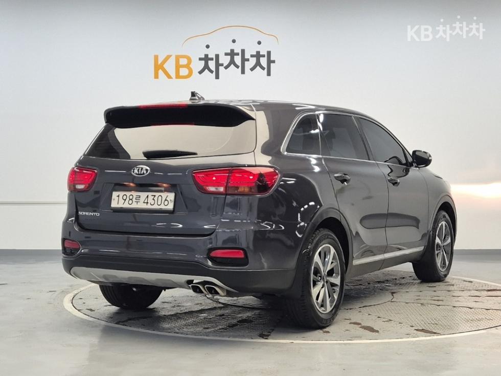 2019 - kia sorento