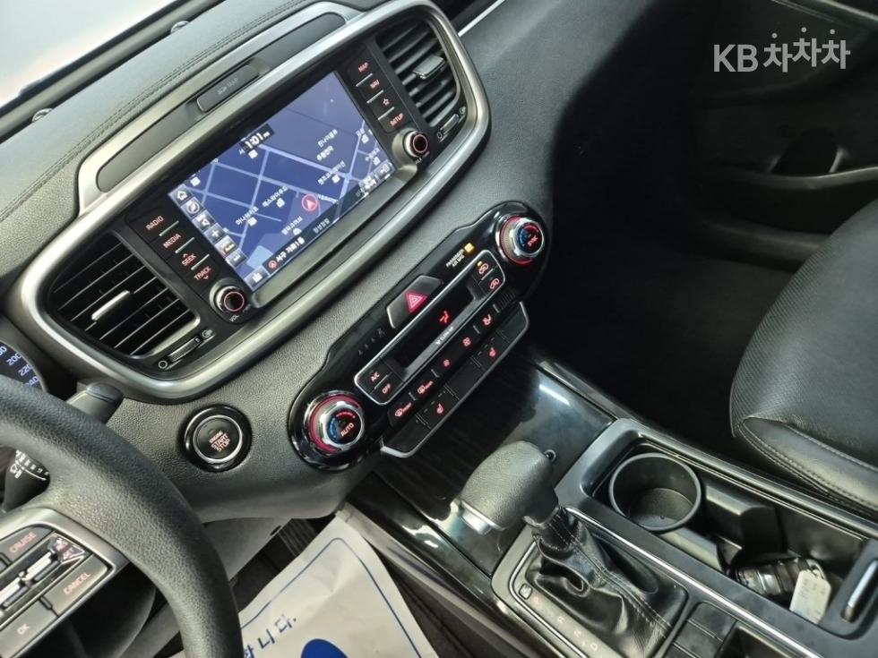 2019 - kia sorento