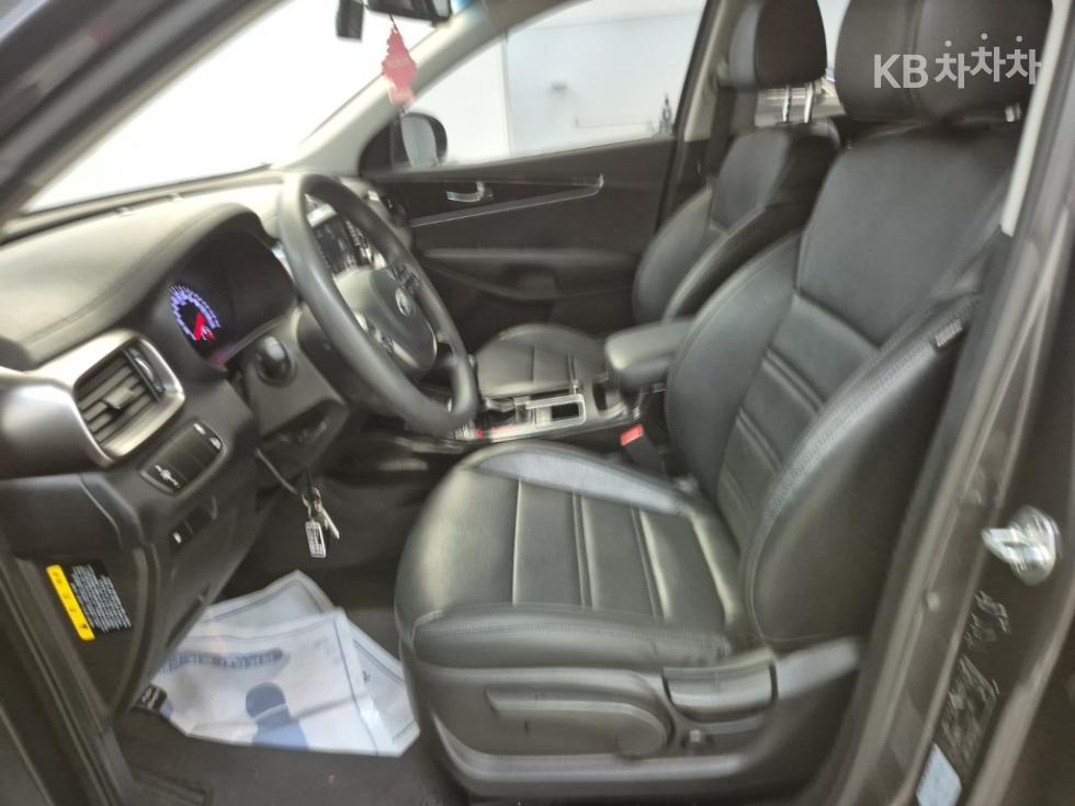 2019 - kia sorento