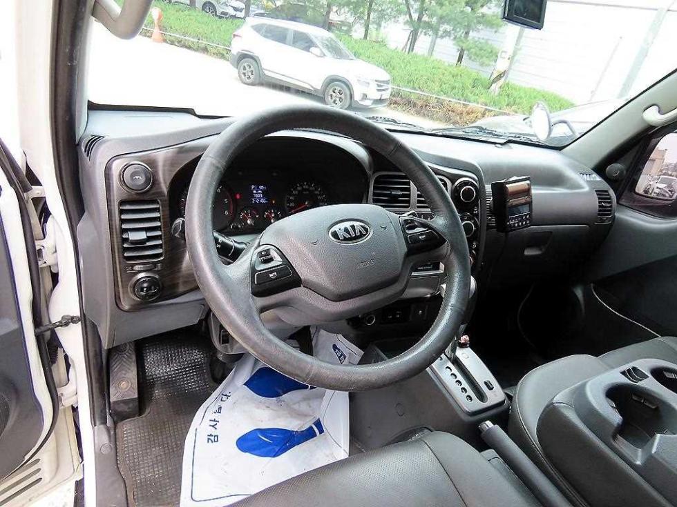 2018 - kia bongo iii