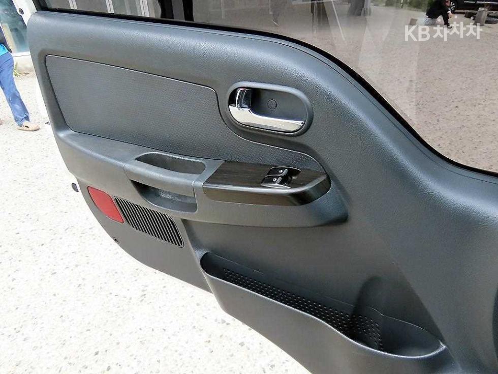 2018 - kia bongo iii