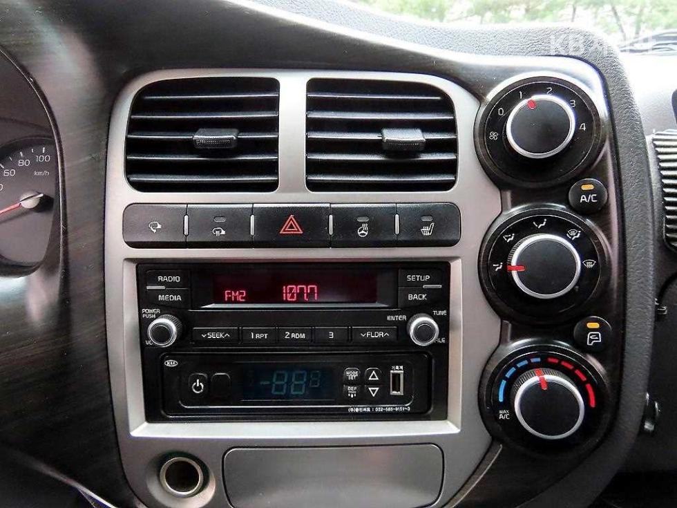 2018 - kia bongo iii