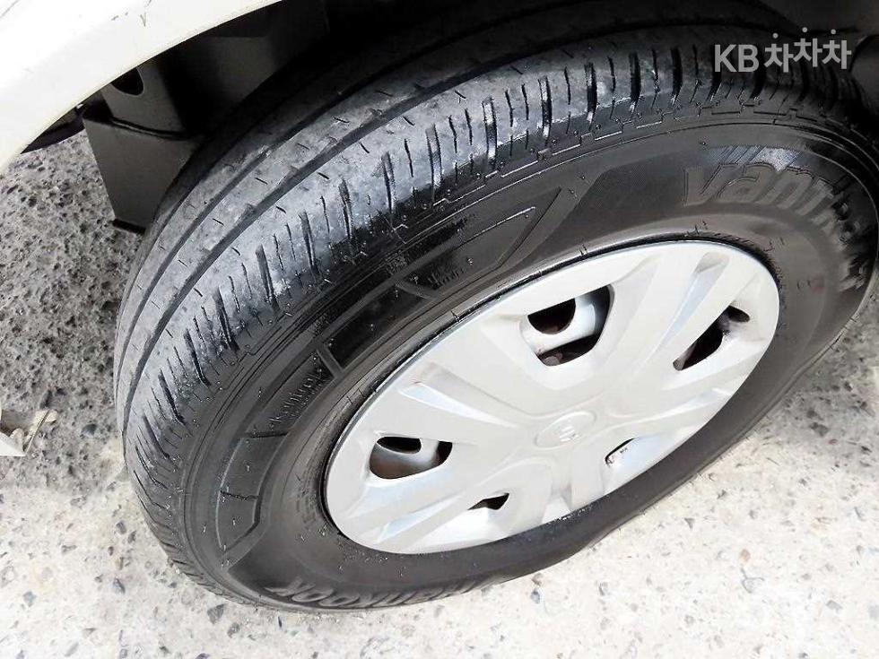 2018 - kia bongo iii
