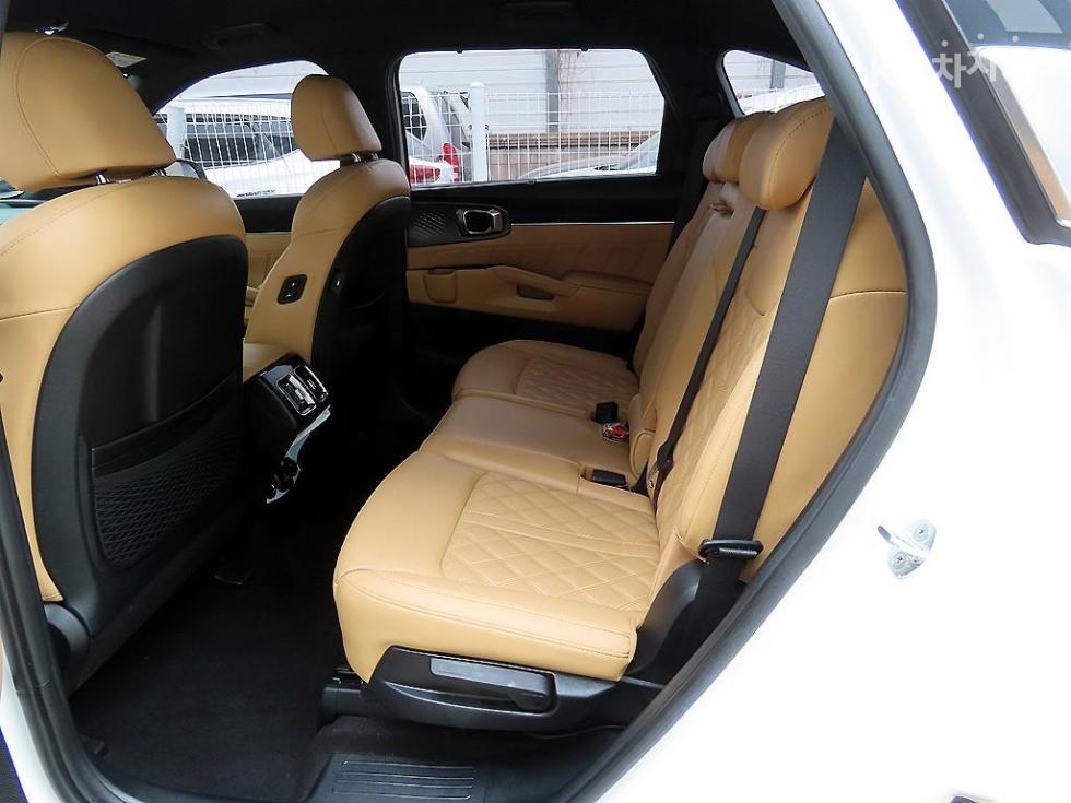2023 - kia sorento