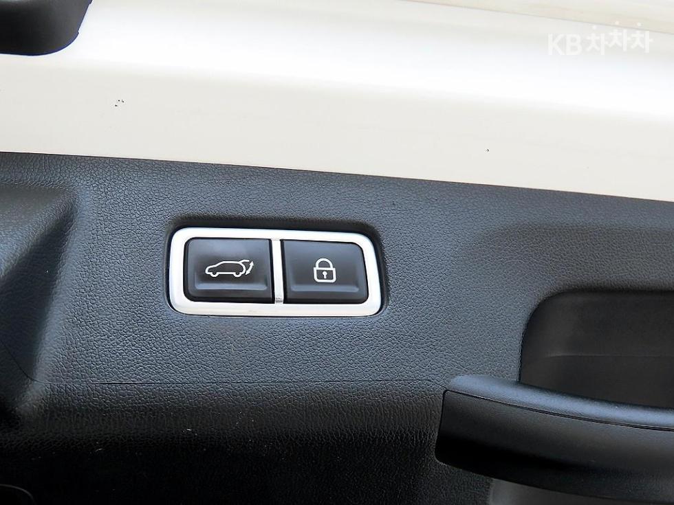 2023 - kia sorento