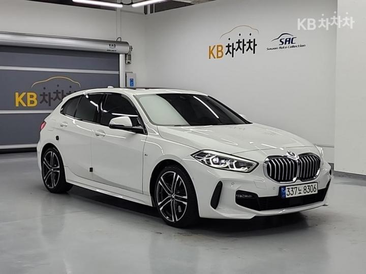 BMW 1 Series F40 120i M Sport 5