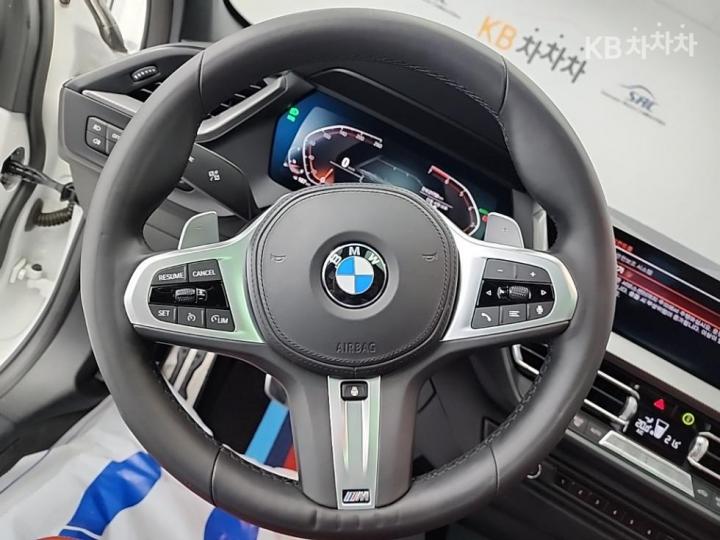 BMW 1 Series F40 120i M Sport 10