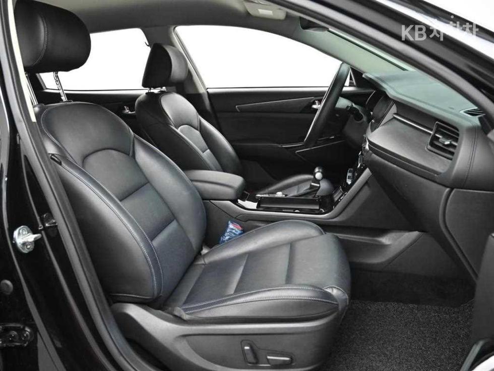 2020 - kia k7