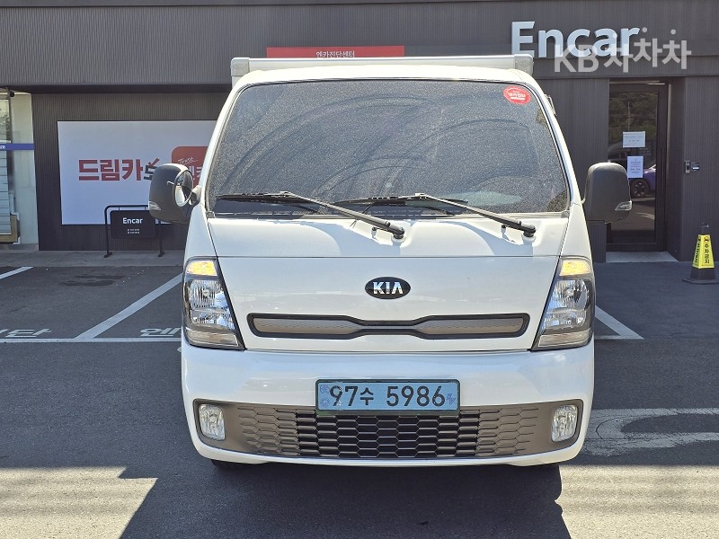 2021 - kia bongo iii