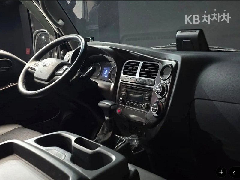 2021 - kia bongo iii