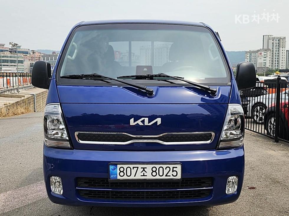 2023 - kia bongo iii