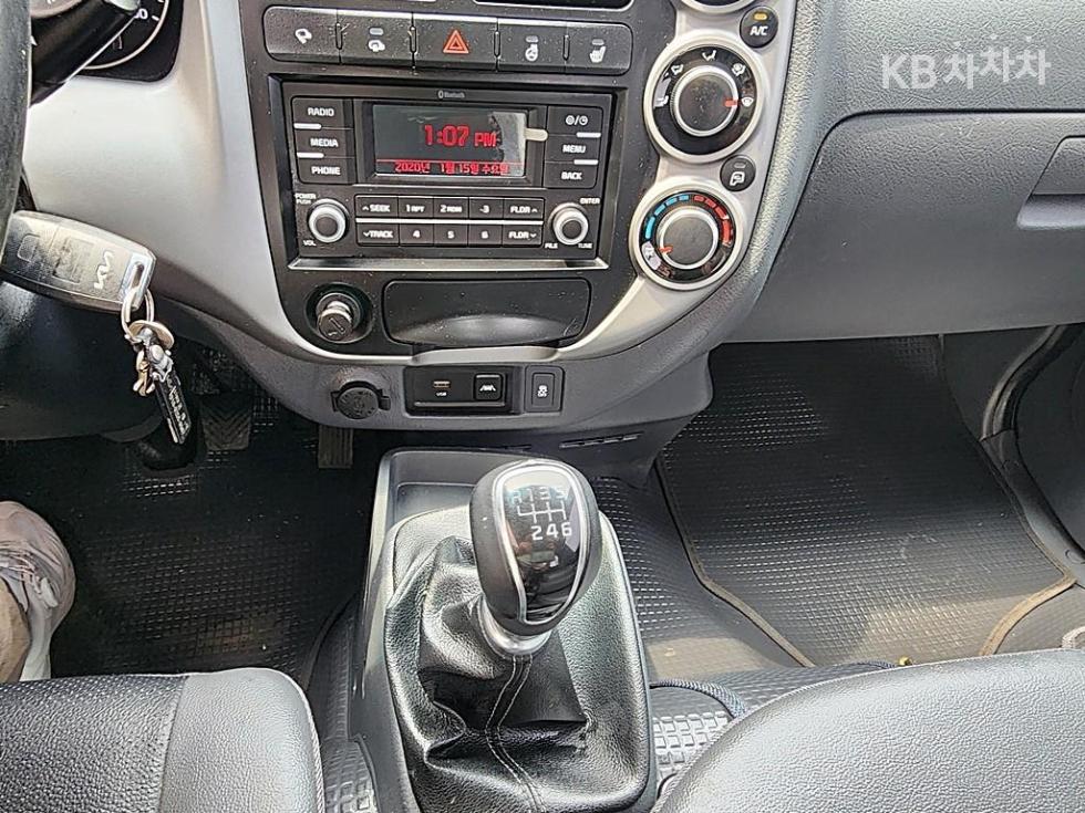 2023 - kia bongo iii