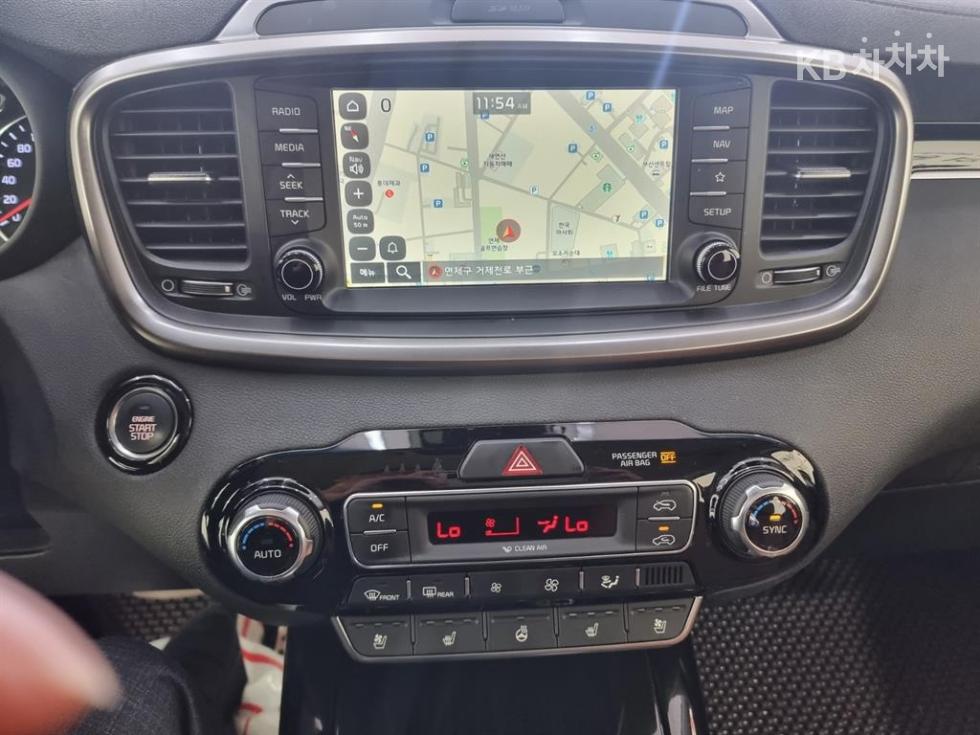 2020 - kia sorento