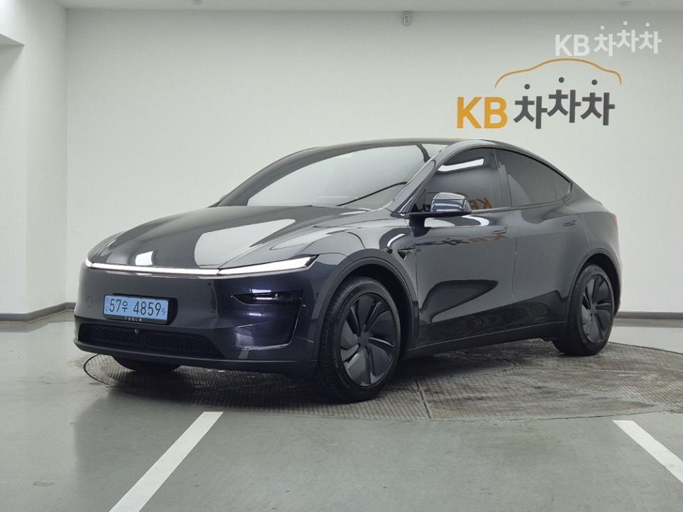 테슬라 Model Y RWD 기본형