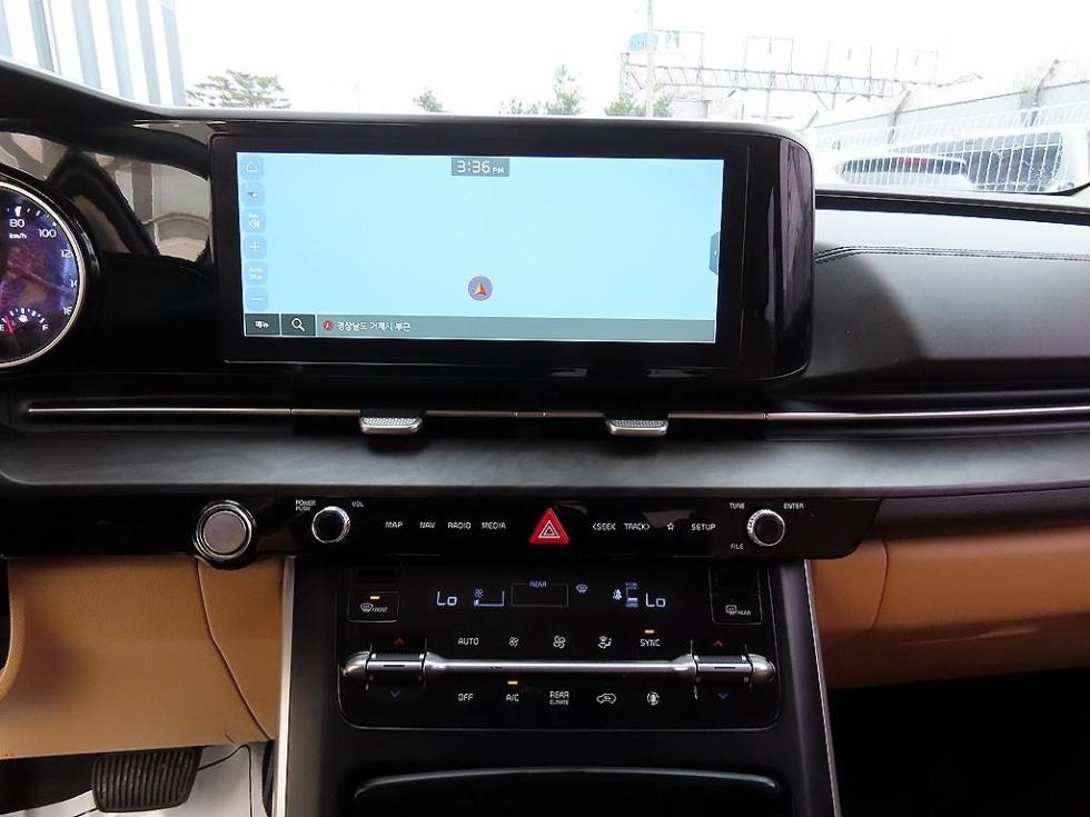 2021 - kia carnival