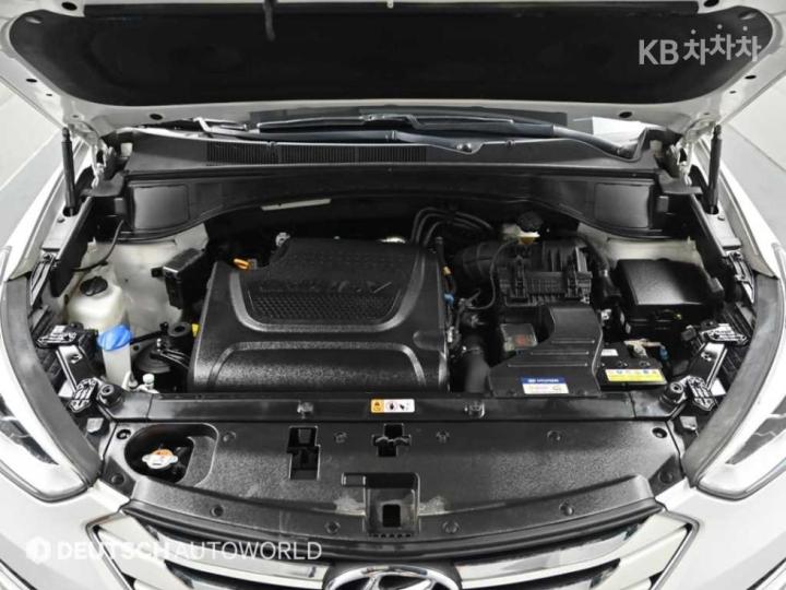 Hyundai Santa Fe DM R2.0 4WD EXCLUSIVE Base Type 7