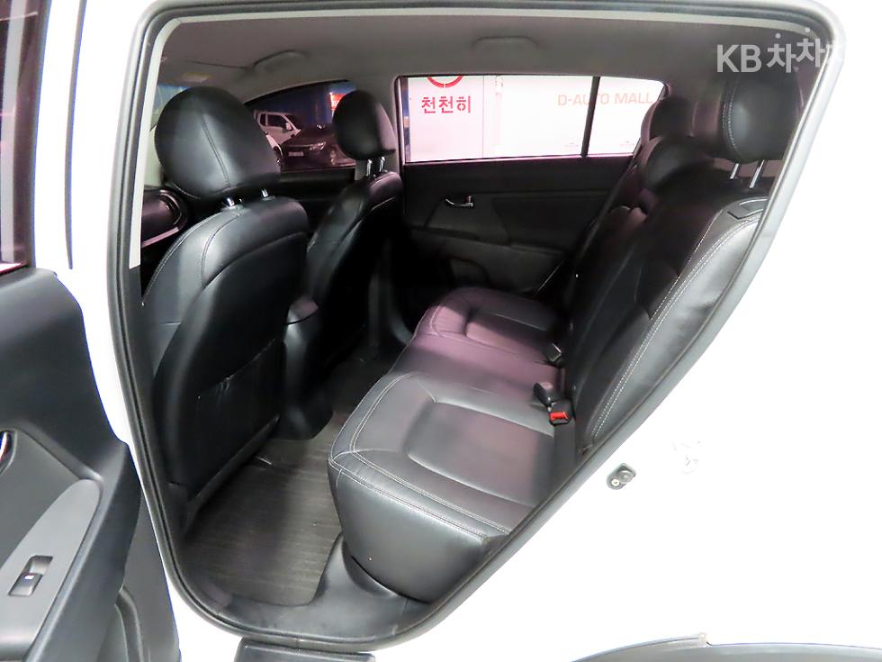 2012 - kia sportage