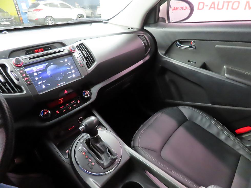 2012 - kia sportage