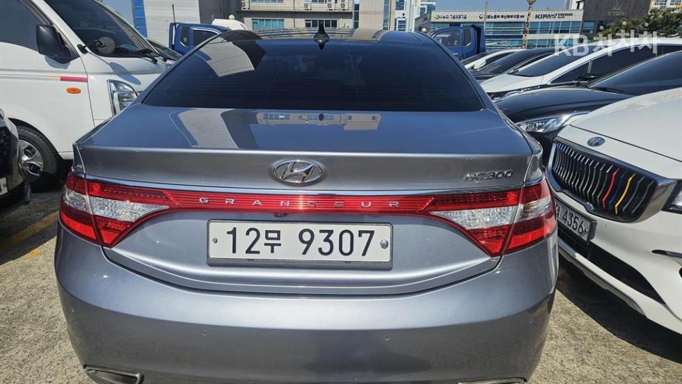 Hyundai Grandeur — miniaturë 4