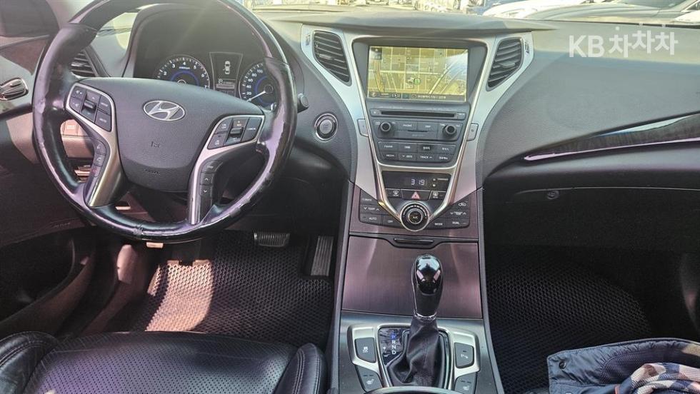 Hyundai Grandeur — miniaturë 8