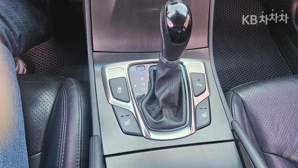 Hyundai Grandeur — miniaturë 12