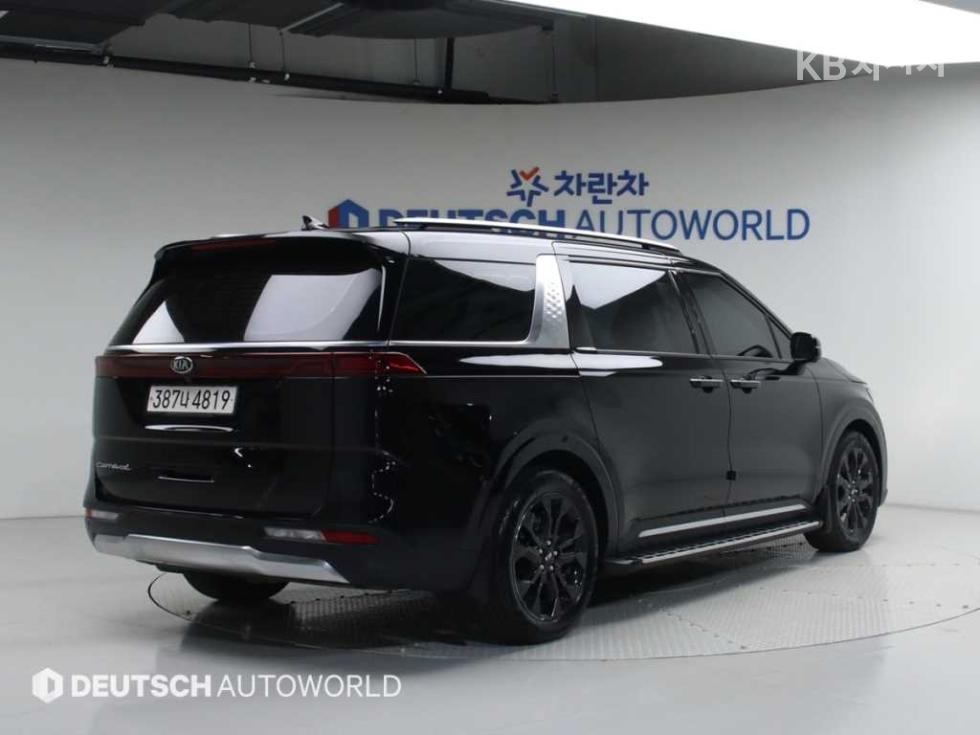 2021 - kia carnival